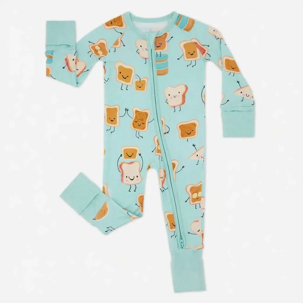 Wholesale Pooh-themed bamboo sleepwear with cartoon graphics